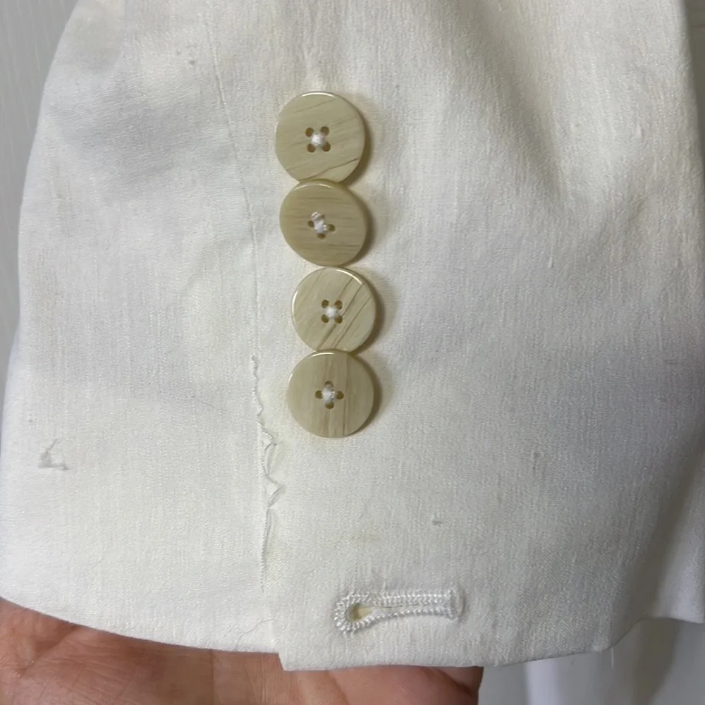 Theory Slightly Off White Blazer - Picture 6 of 14
